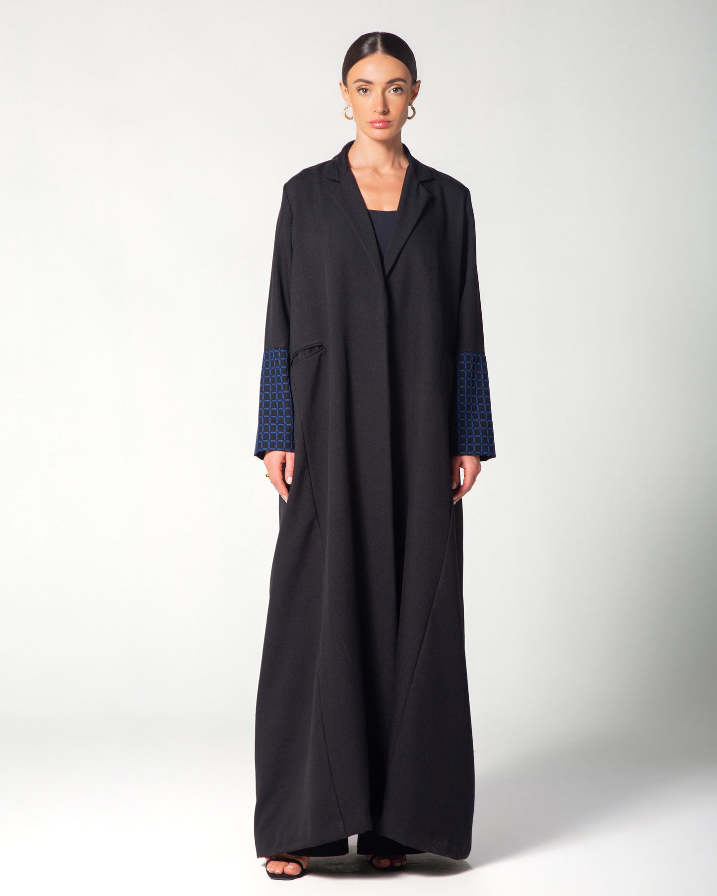 BLACK AND BLUE ABAYA